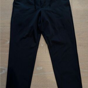 Uniqlo Men's Stretch Ankle Pants Black Men’s Small